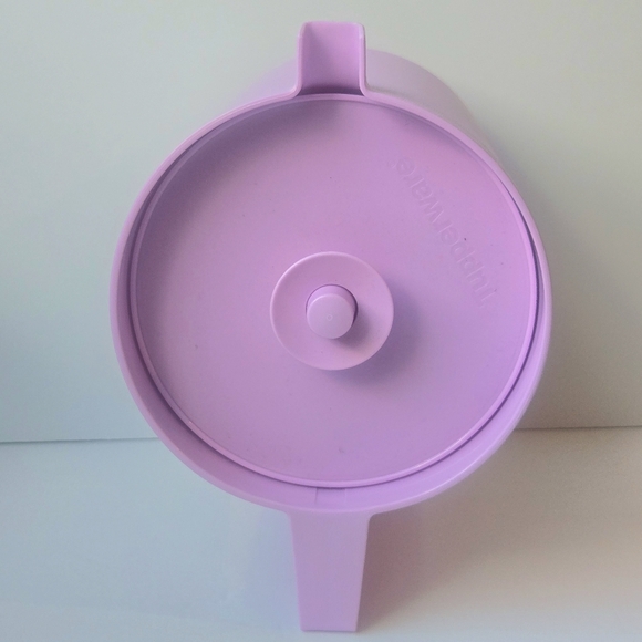 NWOT Tupperware 2 Quart Pitcher w Lid, RARE Lavender/Pink, Heritage Collection - Picture 3 of 7